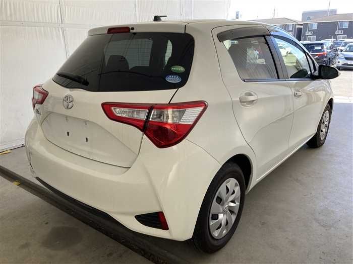 2017 Toyota Vitz DBA-NSP130 (UW-6a0aac0c76525)[1]