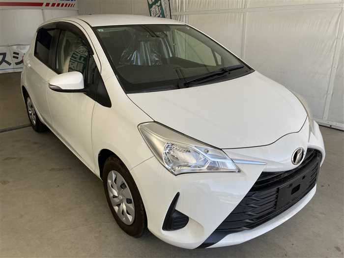 2017 Toyota Vitz DBA-NSP130 (UW-6a0aac0c76525)[2]