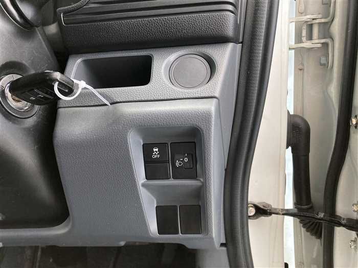 2019 Honda N-VAN HBD-JJ2 (UW-6a0e681ef3fd0)[16]