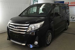 2016 Toyota Noah DAA-ZWR80W
