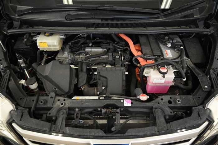 2016 Toyota Noah DAA-ZWR80W (UW-6a0e685e216f2)[28]