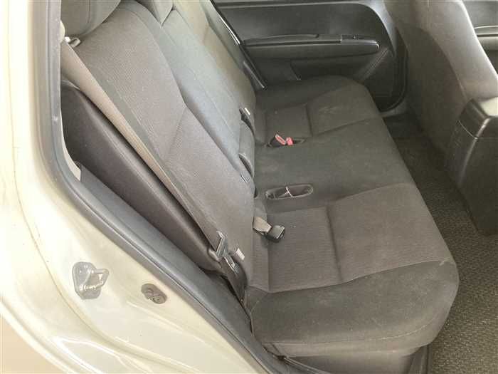 2016 Toyota Corolla Fielder DAA-NKE165G (UW-6a0e685fbe139)[10]
