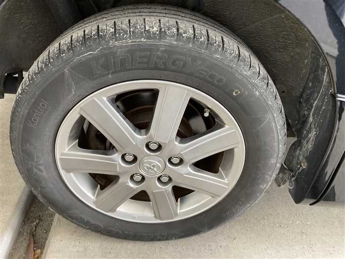 2009 Toyota Voxy DBA-ZRR70W (UW-6a0e686033f35)[8]