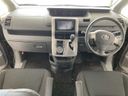 2009 Toyota Voxy DBA-ZRR70W (UW-6a0e686033f35)[16]