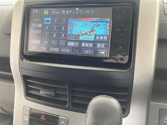 2009 Toyota Voxy DBA-ZRR70W (UW-6a0e686033f35)[20]