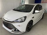 2016 Toyota Aqua DAA-NHP10