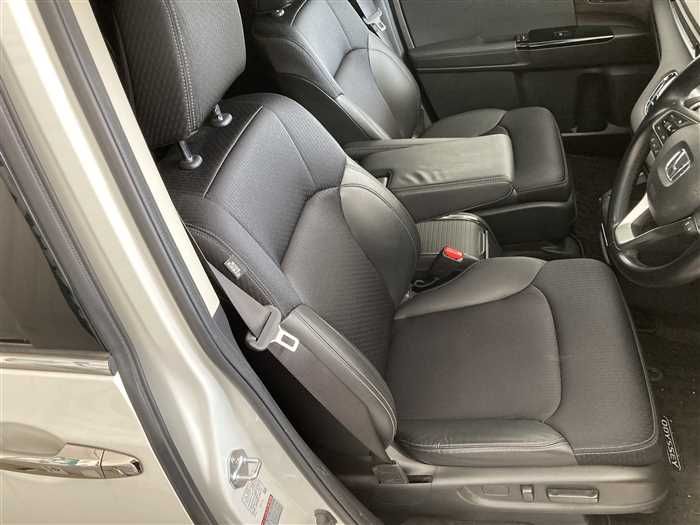 2021 Honda Odyssey Hybrid 6AA-RC4 (UW-6a0e6861a6455)[9]