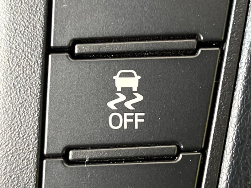 2020 Toyota Alphard 3BA-AGH30W (UW-69f6bb9ee52b0)[19]