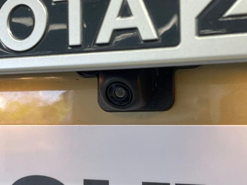 2025 Toyota Land Cruiser 70 3DA-GDJ76W (UW-69f6bbf2e0e8d)[29]