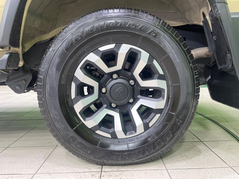 2025 Toyota Land Cruiser 70 3DA-GDJ76W (UW-69f6bbf2e0e8d)[5]