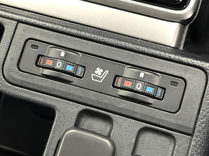 2020 Toyota Land Cruiser Prado CBA-TRJ150W (UW-69f6bcf91992e)[9]