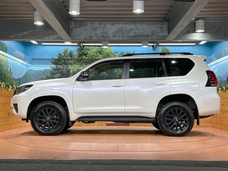 2023 Toyota Land Cruiser Prado 3BA-TRJ150W (UW-69f6bcfb4d8bb)[11]