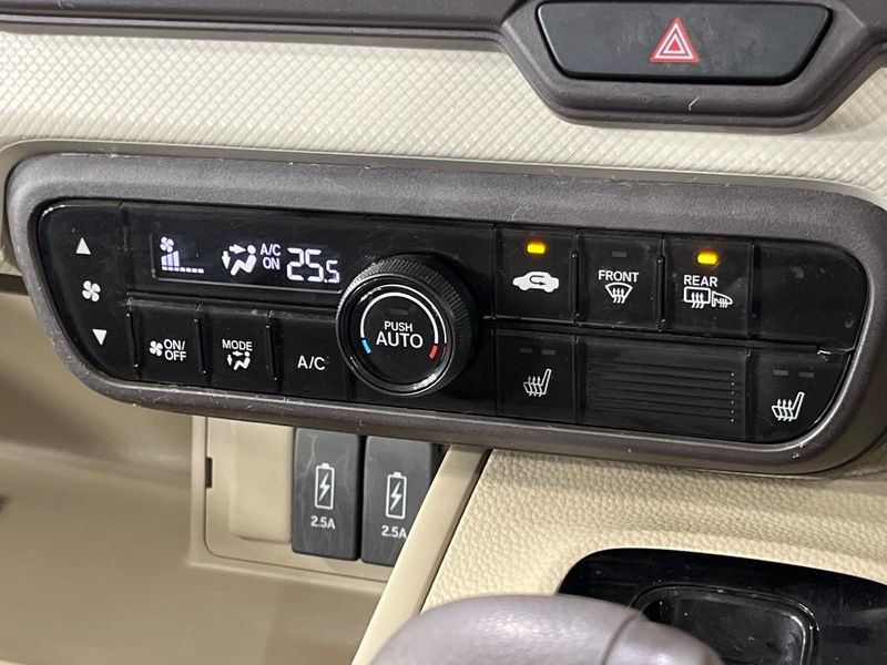 2019 Honda N-BOX DBA-JF4 (UW-69f80d50659df)[26]