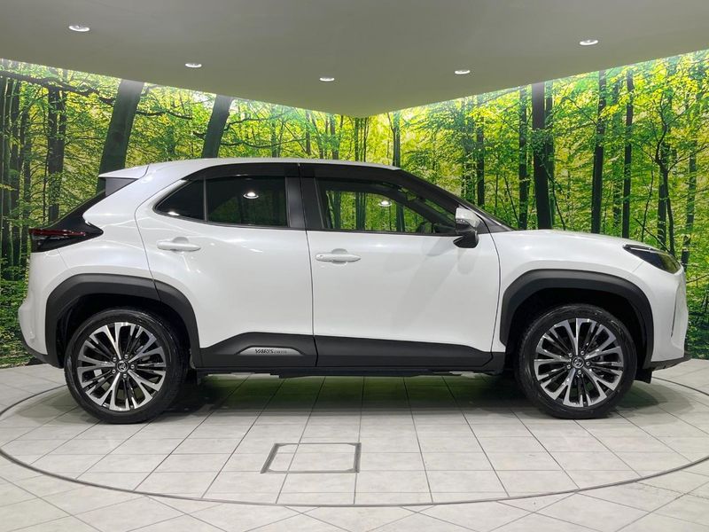 2023 Toyota Yaris Cross 6AA-MXPJ10 (UW-69f80dc2247db)[15]