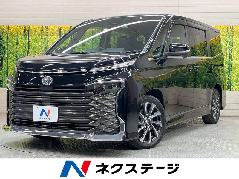 2022 Toyota Voxy 6BA-MZRA90W (UW-69f95eaee13e6)[3]