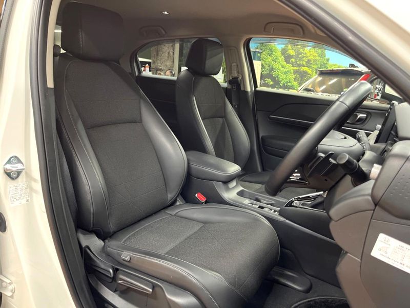 2024 Honda Vezel 6AA-RV5 (UW-69faafd94839e)[17]