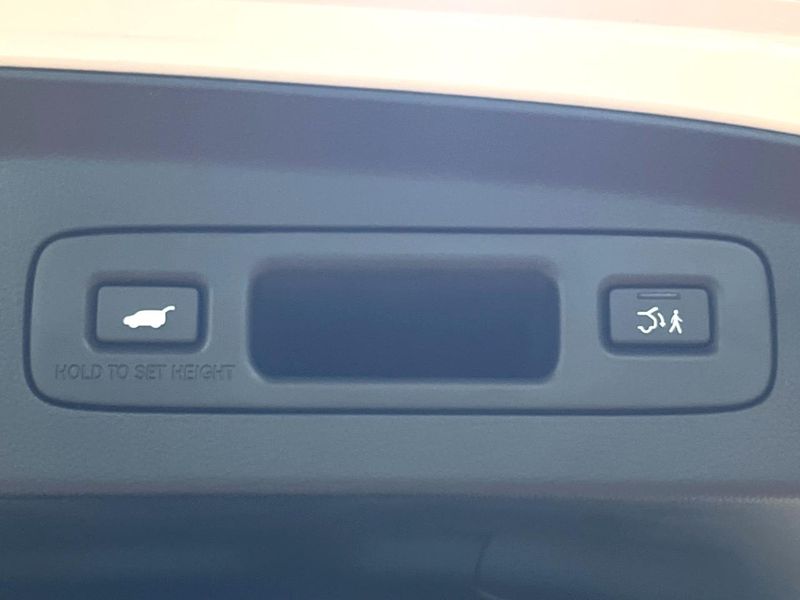 2024 Honda Vezel 6AA-RV5 (UW-69faafd94839e)[15]
