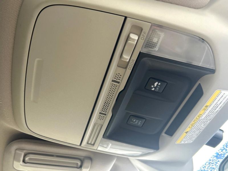 2018 Subaru Forester 5BA-SK9 (UW-69fea48eb48da)[24]