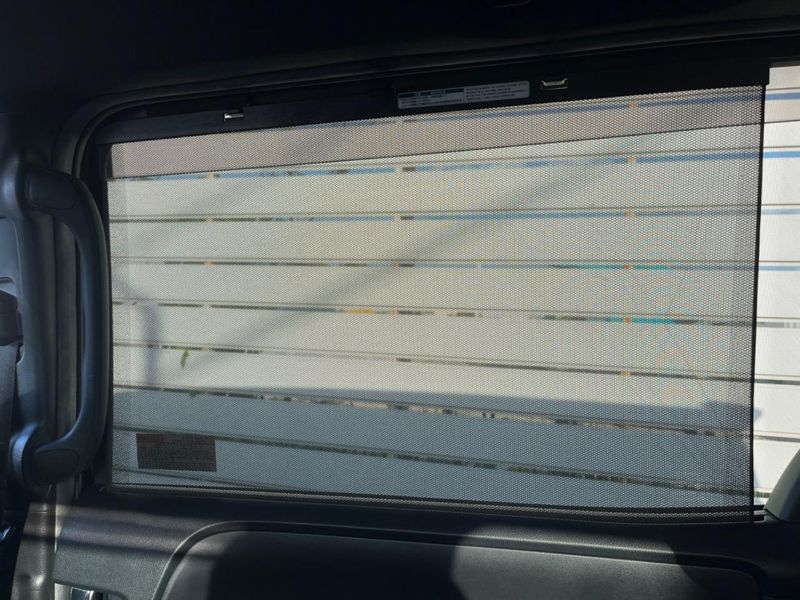2017 Toyota Voxy DBA-ZRR80W (UW-6a01476c1ec0b)[29]