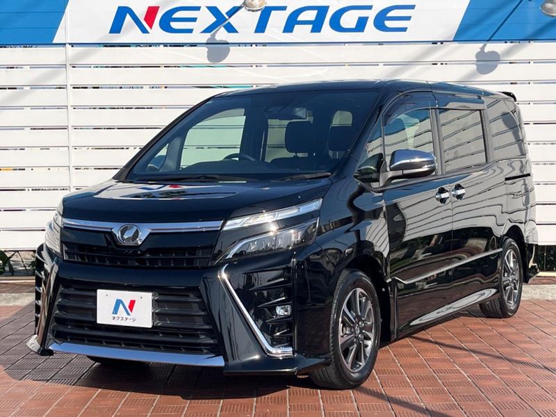 2017 Toyota Voxy DBA-ZRR80W (UW-6a01476c1ec0b)[8]