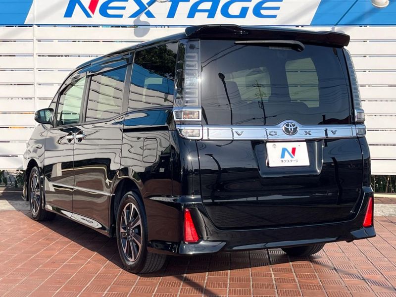 2017 Toyota Voxy DBA-ZRR80W (UW-6a01476c1ec0b)[14]