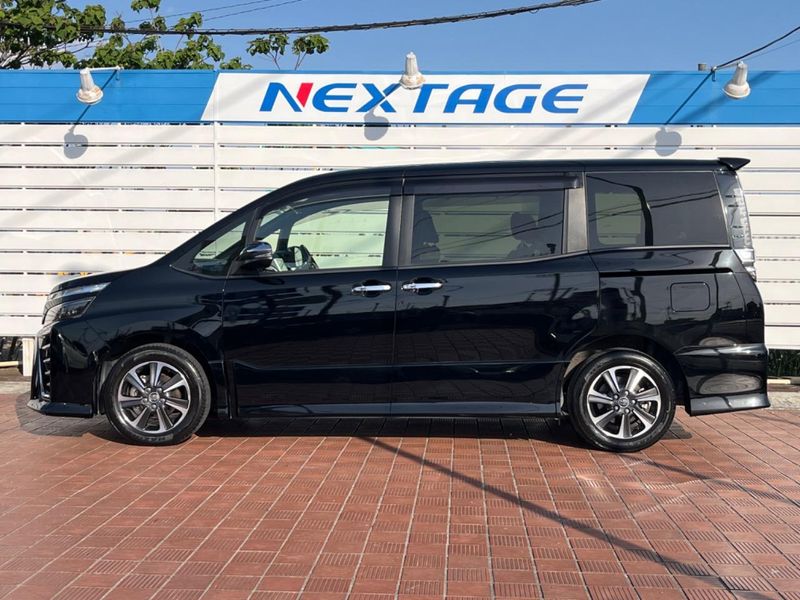2017 Toyota Voxy DBA-ZRR80W (UW-6a01476c1ec0b)[15]