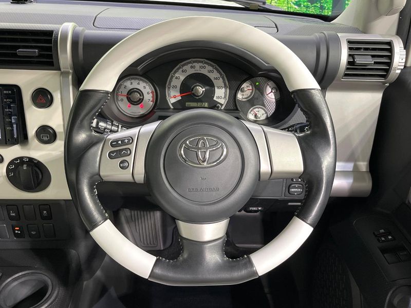2016 Toyota FJ CRUISER CBA-GSJ15W (UW-6a0298ac5bd21)[10]