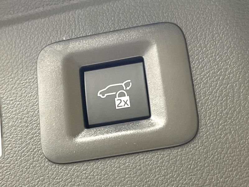 2026 Toyota Alphard Hybrid 6AA-AAHH40W (UW-6a053b6612c2b)[17]