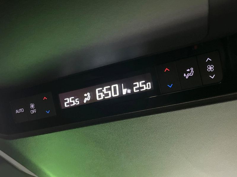 2026 Toyota Alphard Hybrid 6AA-AAHH40W (UW-6a053b6612c2b)[26]