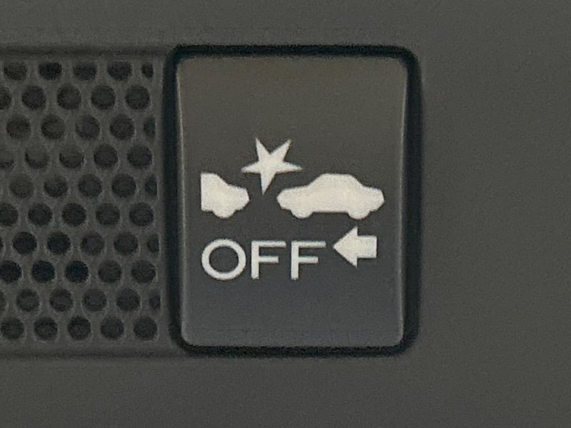 2017 Subaru XV DBA-GT7 (UW-6a053bbb0638d)[24]