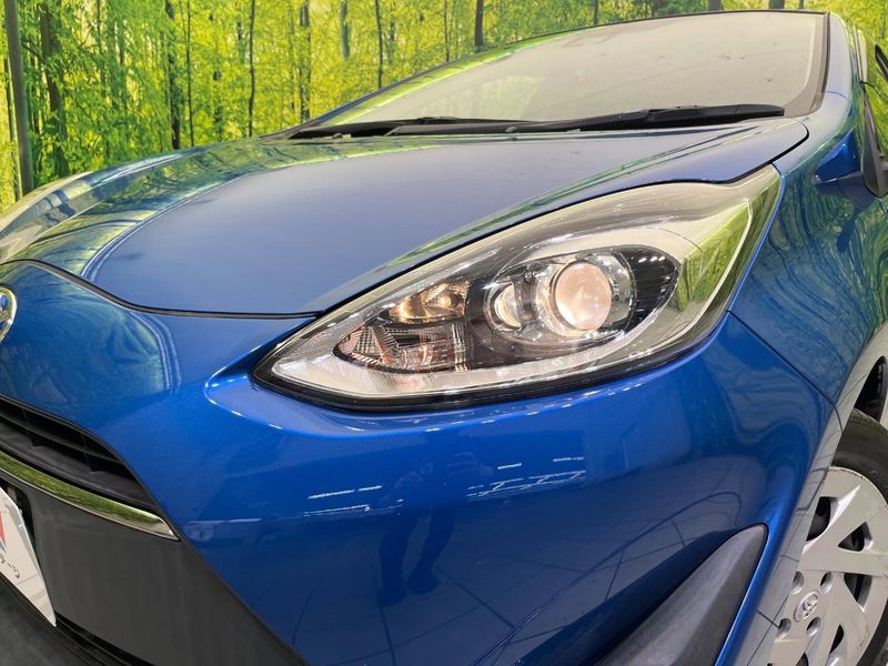 2017 Toyota Aqua DAA-NHP10 (UW-6a053c495618a)[14]