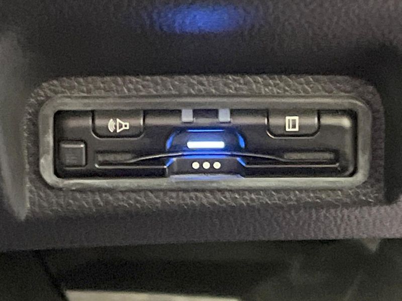 2023 Honda Vezel 6AA-RV5 (UW-6a053c581536c)[22]