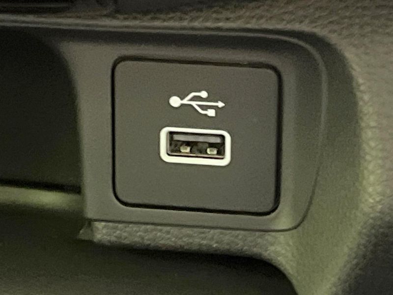 2023 Honda Vezel 6AA-RV5 (UW-6a053c581536c)[21]