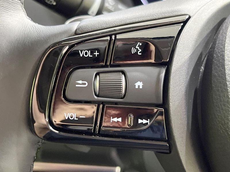 2023 Honda Vezel 6AA-RV5 (UW-6a053c581536c)[6]