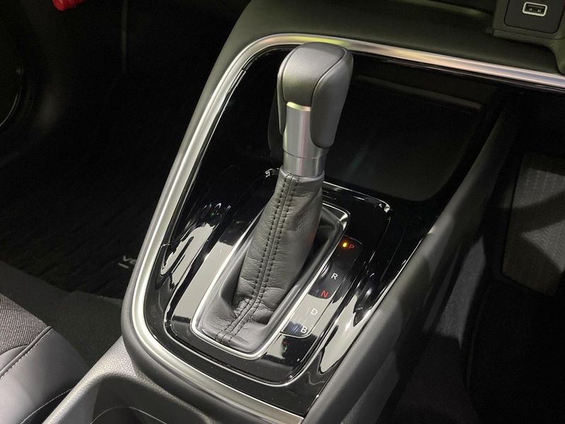 2023 Honda Vezel 6AA-RV5 (UW-6a053c581536c)[11]