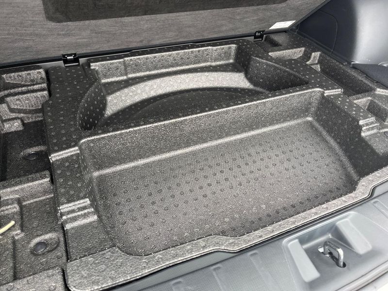 2024 Subaru Forester 4BA-SK5 (UW-6a053c6299769)[25]