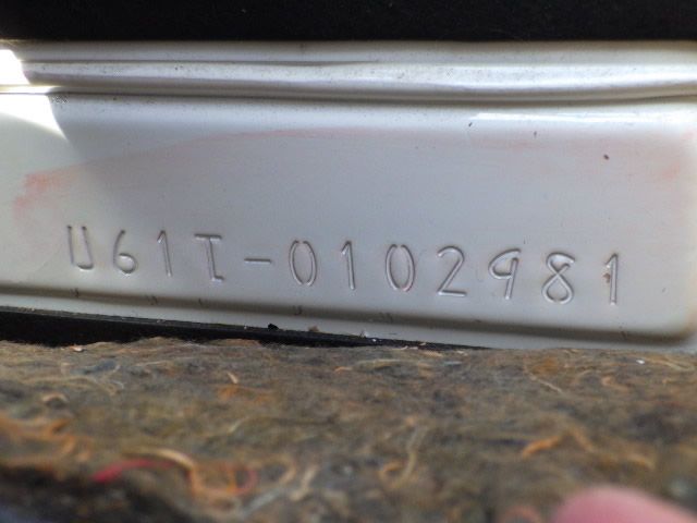 1999 Mitsubishi Minicab Truck U61T (UW-6a3a25e017171)[21]