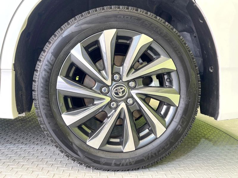 2025 Toyota Voxy 6AA-ZWR90W (UW-6a068ea3b67e1)[11]