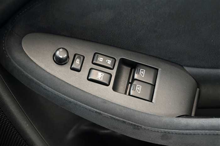2009 Nissan Fairlady Z CBA-Z34 (UW-6a0e682de7b13)[13]
