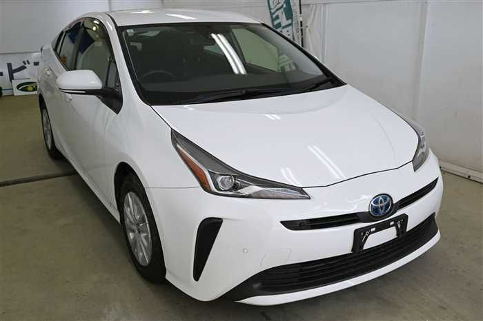 2021 Toyota Prius ZVW51 (UW-6a0e682e52b3f)[0]