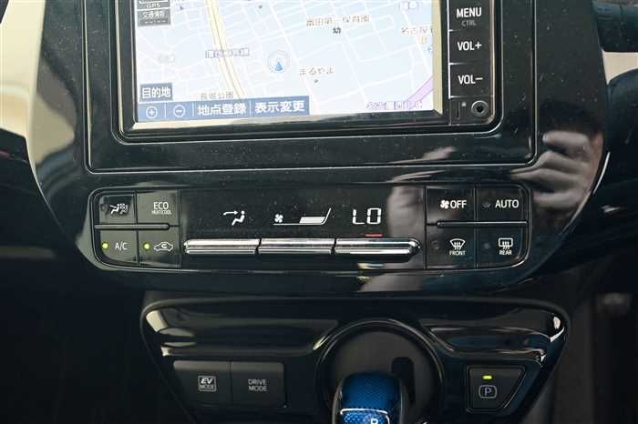 2021 Toyota Prius ZVW51 (UW-6a0e682e52b3f)[21]