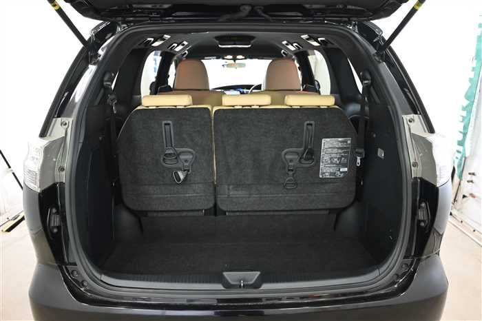 2014 Toyota Estima AHR20W (UW-6a0e682f7bc4d)[11]