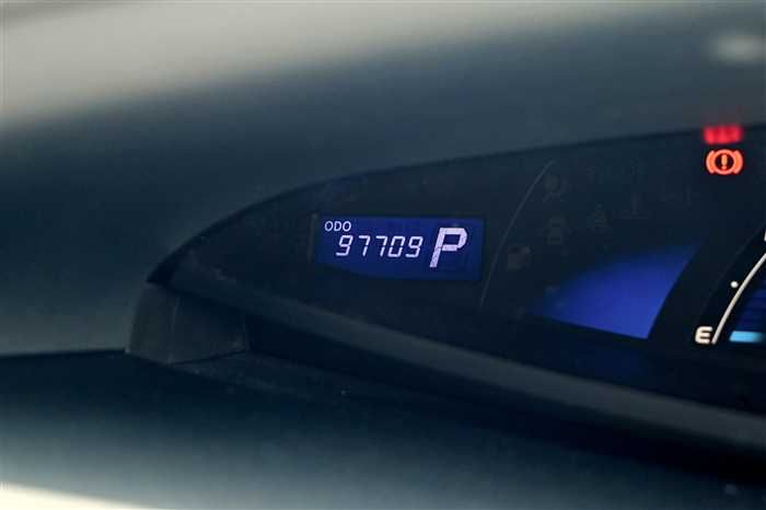 2014 Toyota Estima AHR20W (UW-6a0e682f7bc4d)[29]