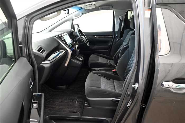 2017 Toyota Alphard AGH30W (UW-6a0e68301abaf)[14]