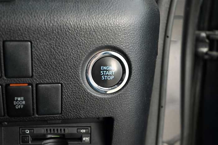 2017 Toyota Alphard AGH30W (UW-6a0e68301abaf)[18]
