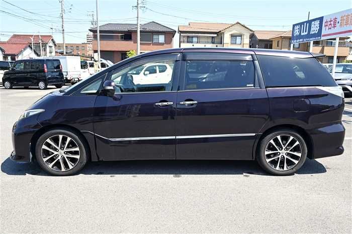 2014 Toyota Estima ACR50W (UW-6a0e6830f3556)[4]
