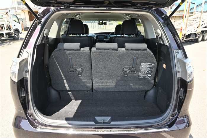 2014 Toyota Estima ACR50W (UW-6a0e6830f3556)[25]