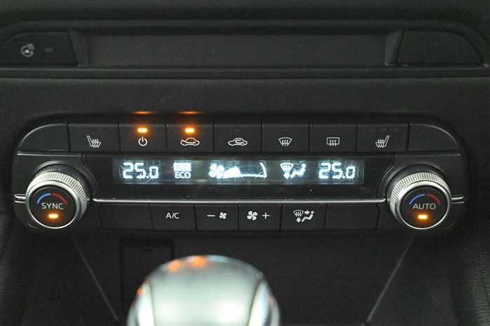 2020 Mazda CX-5 3DA-KF2P (UW-6a0e6840a3398)[23]