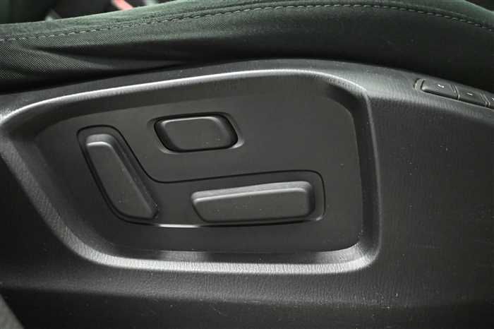 2020 Mazda CX-5 3DA-KF2P (UW-6a0e6840a3398)[25]