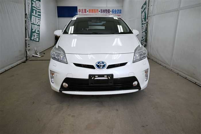 2013 Toyota Prius ZVW30 (UW-6a0e6841ab9b8)[4]